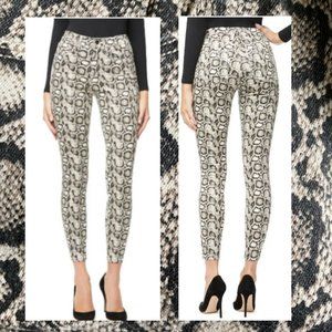 Good American  Snakeskin-Print High Waist Skinny Jean Size 14 Black & white